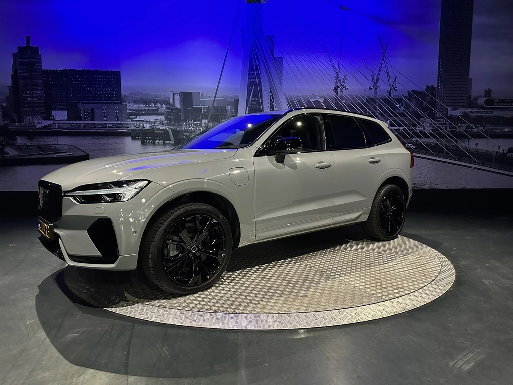 Volvo XC60 – foto 2