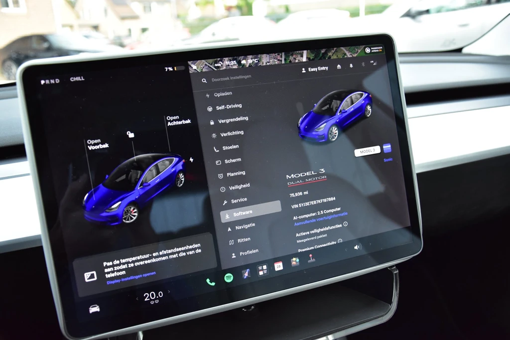 Tesla Model 3 – foto 15