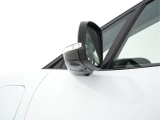 Jaguar I-PACE – thumbnail 26