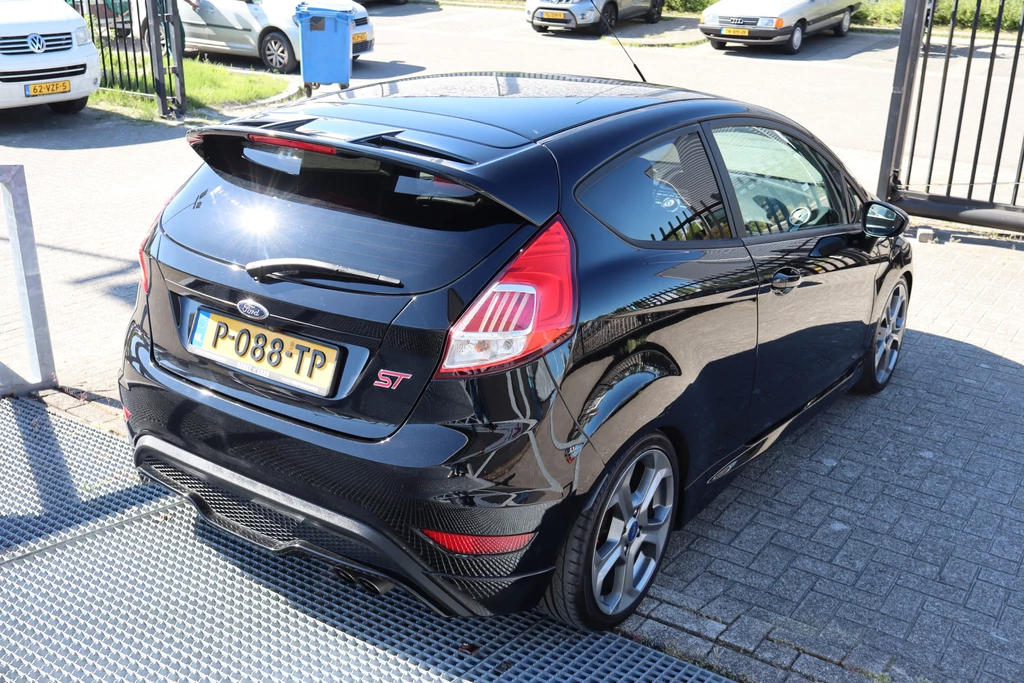 Ford Fiesta – foto 5
