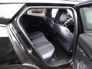 Peugeot 2008 – thumbnail 8