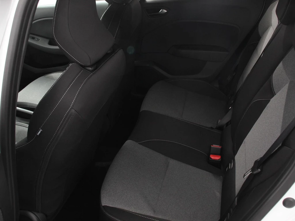 Mitsubishi Colt – foto 13