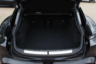 Porsche Taycan – thumbnail 19