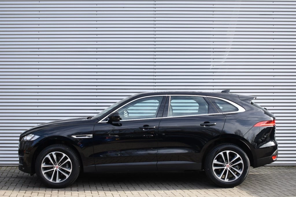 Jaguar F-PACE – foto 2