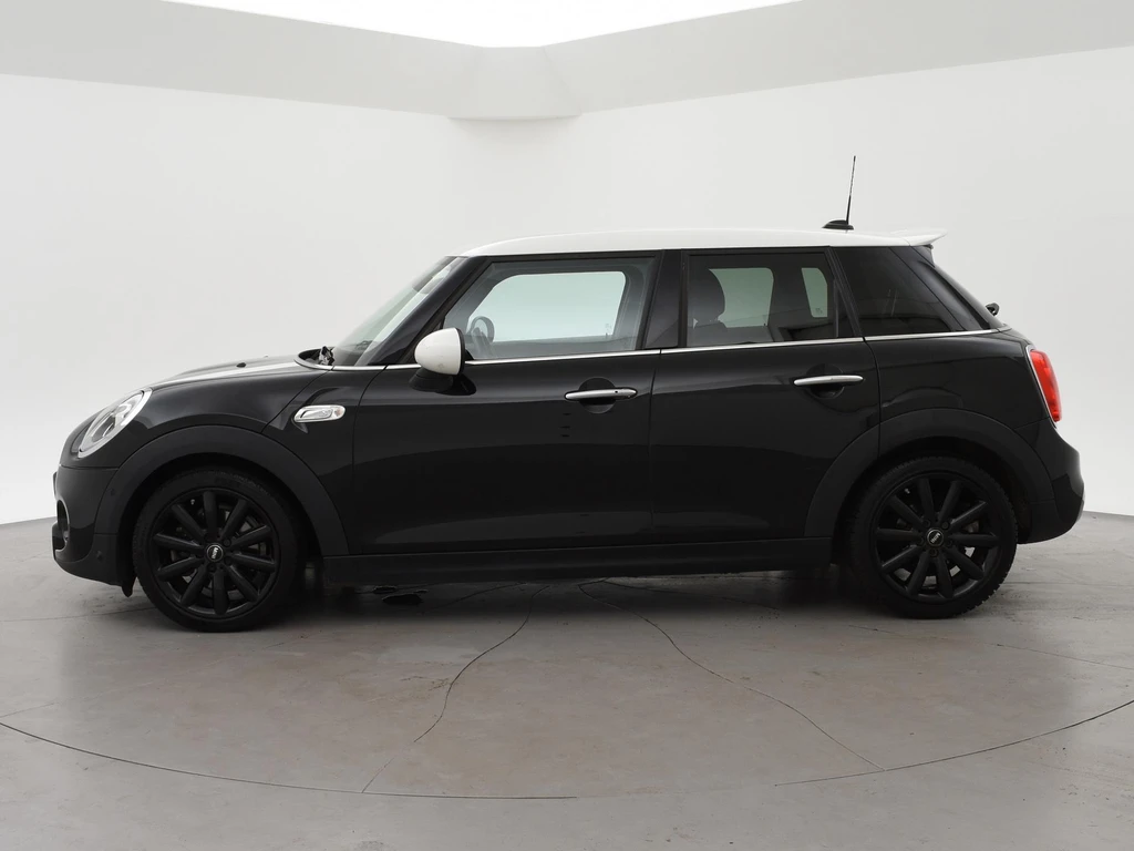 MINI 5-deurs – foto 2