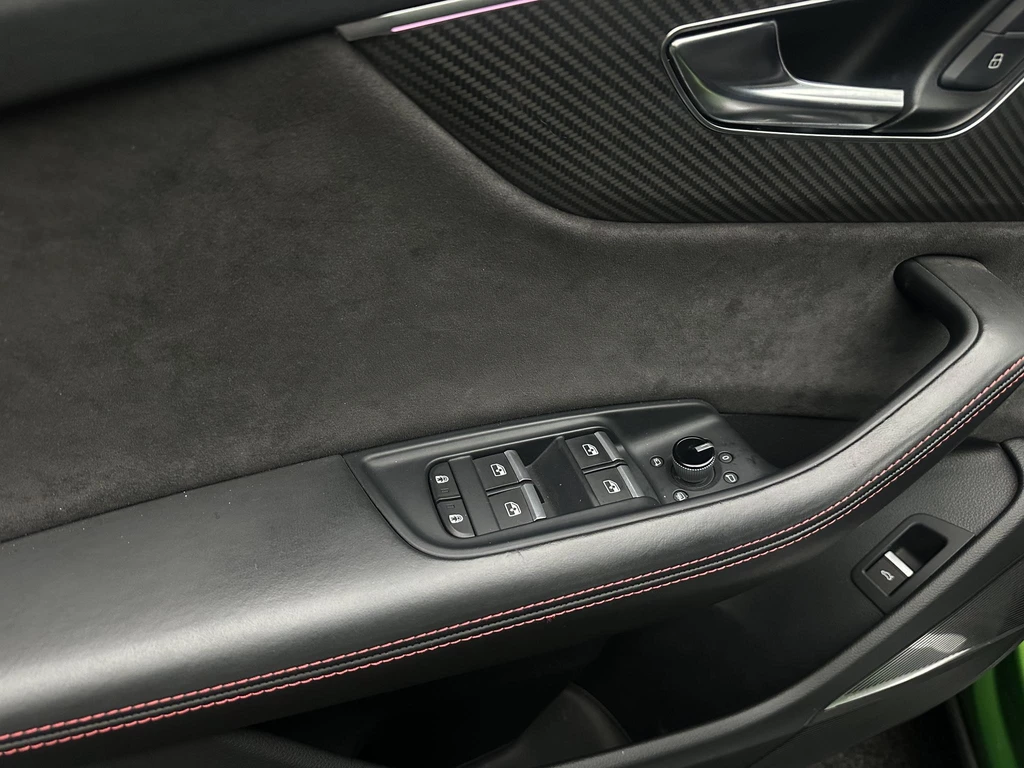 Audi RSQ8 – foto 33
