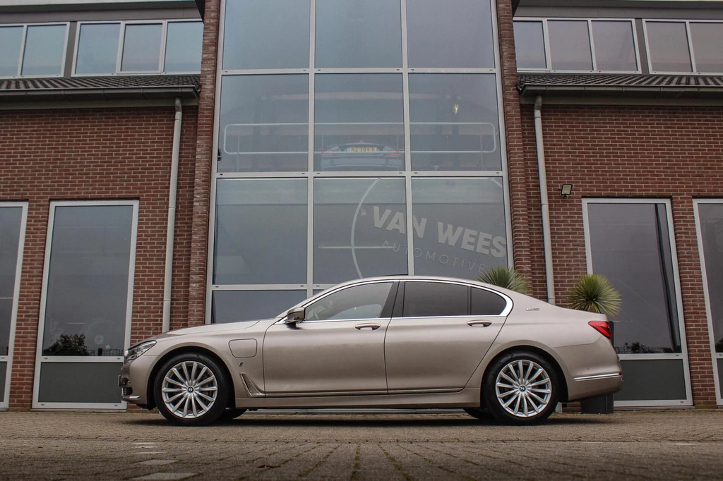 BMW 7 Serie – foto 1