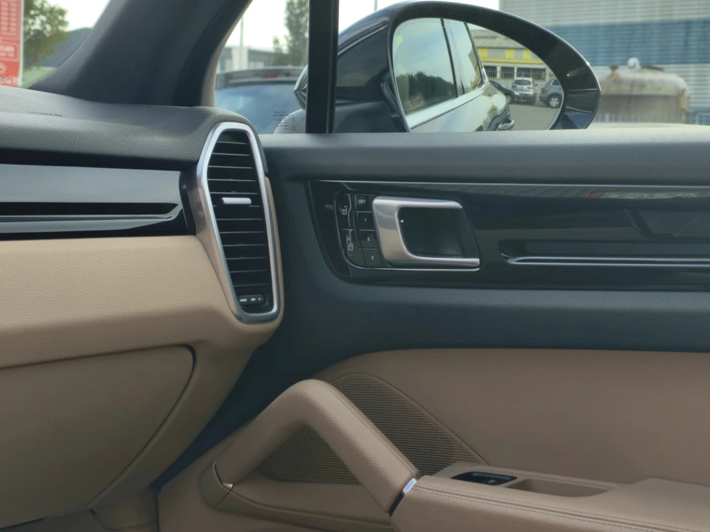 Porsche Cayenne – foto 18