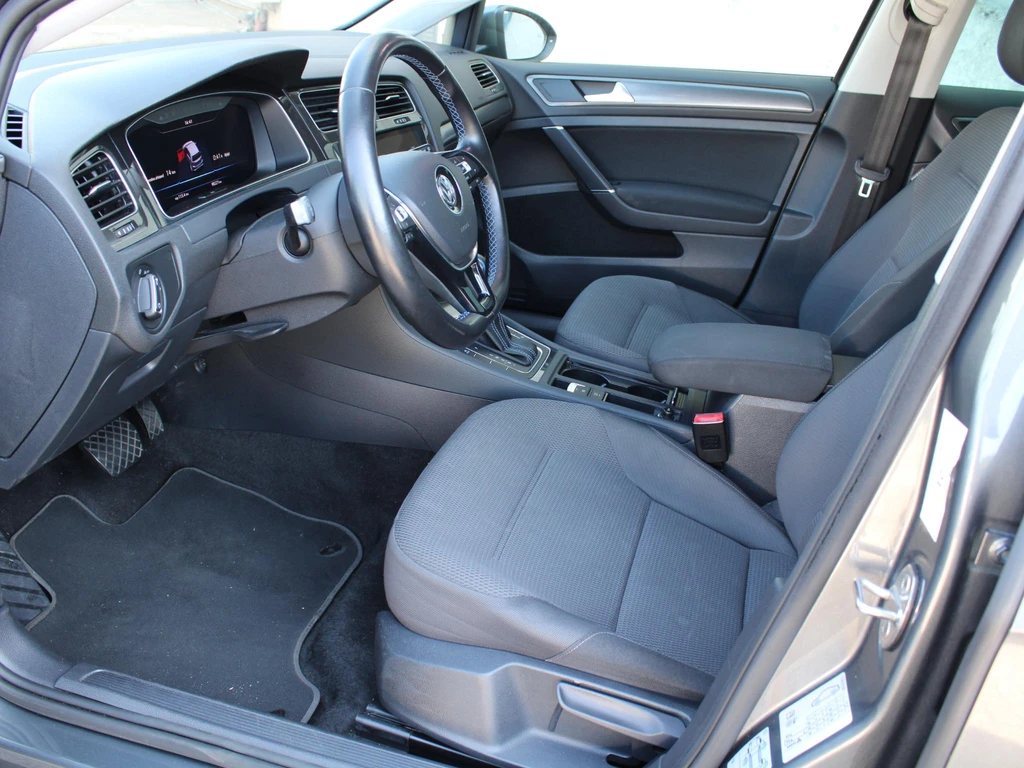 Volkswagen e-Golf – foto 4