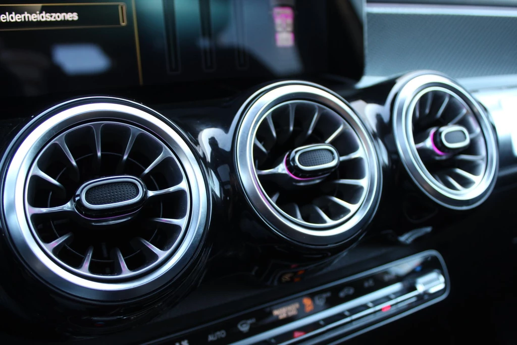 Mercedes-Benz GLB – foto 19