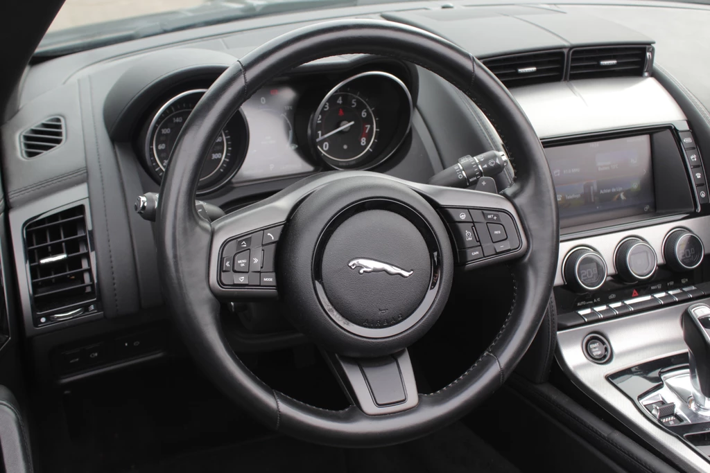 Jaguar F-Type – foto 18