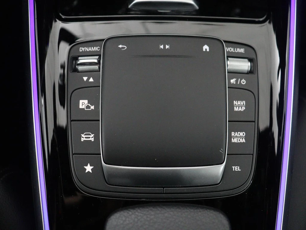 Mercedes-Benz EQA – foto 30