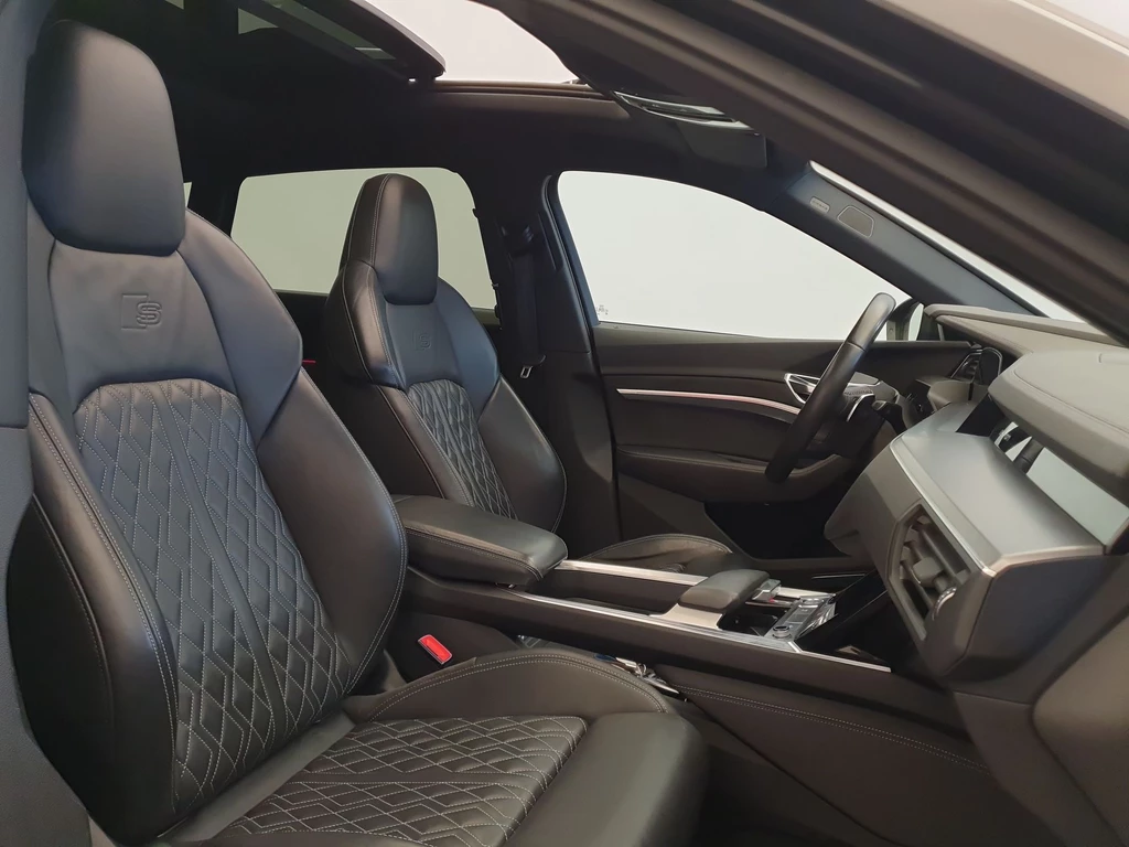 Audi e-tron – foto 8