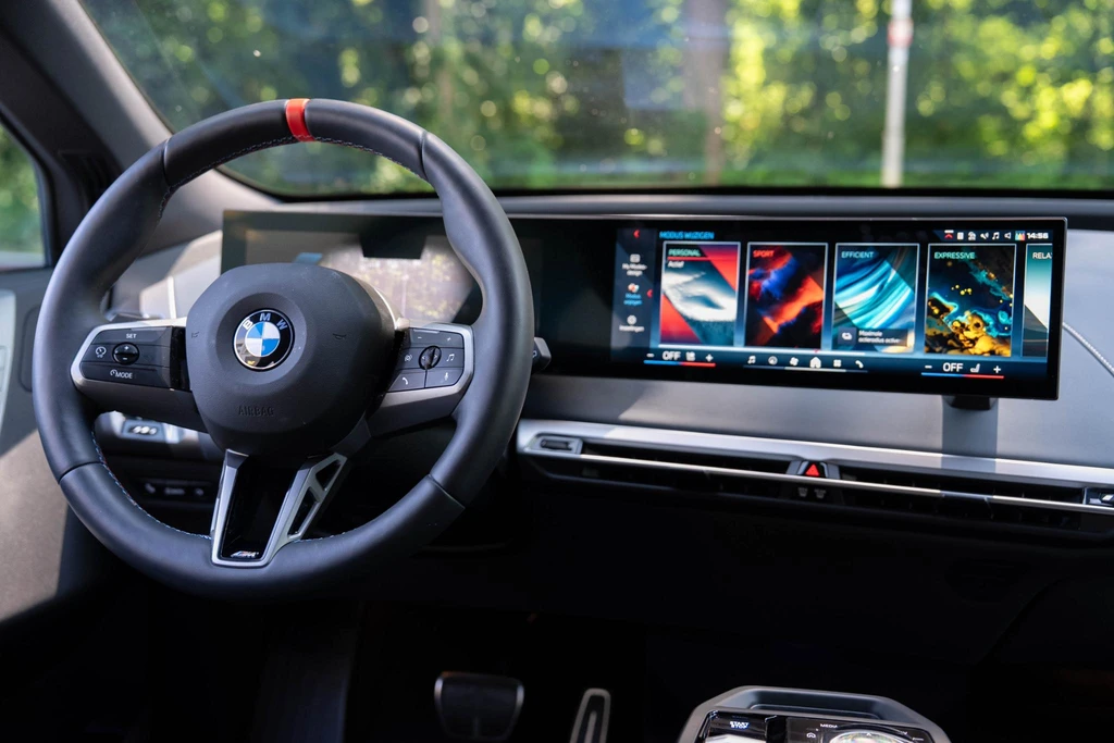 BMW iX – foto 16