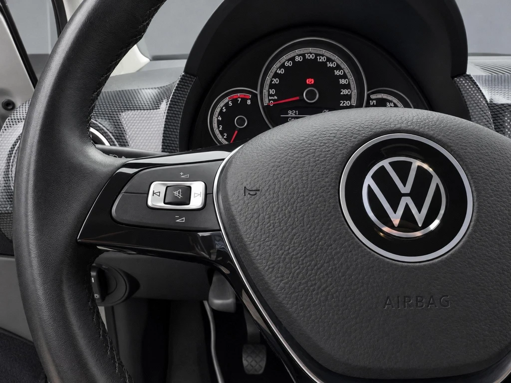Volkswagen up! – foto 22
