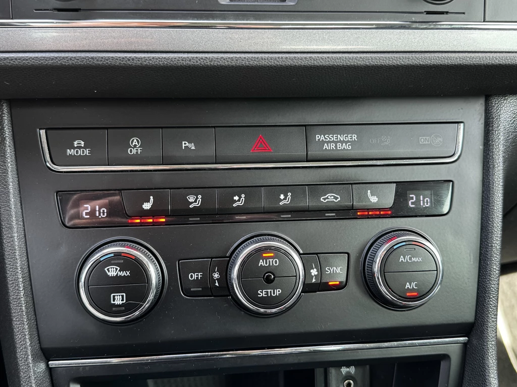 SEAT Leon – foto 21