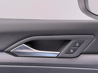 Volkswagen Golf – thumbnail 33