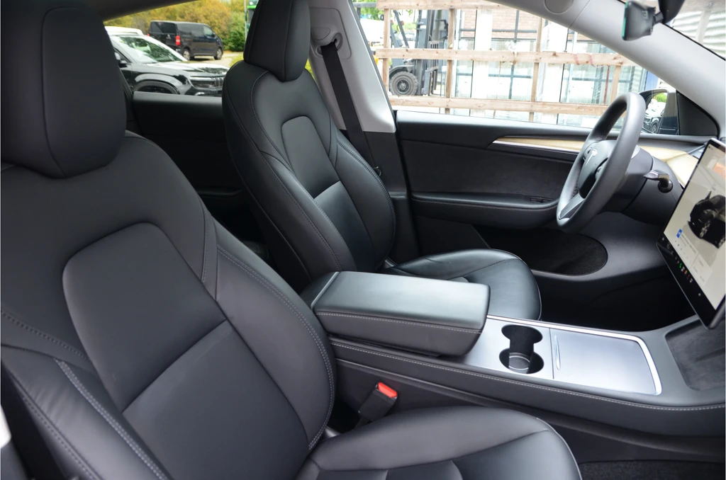 Tesla Model Y – foto 7