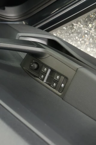 SEAT Arona – thumbnail 20