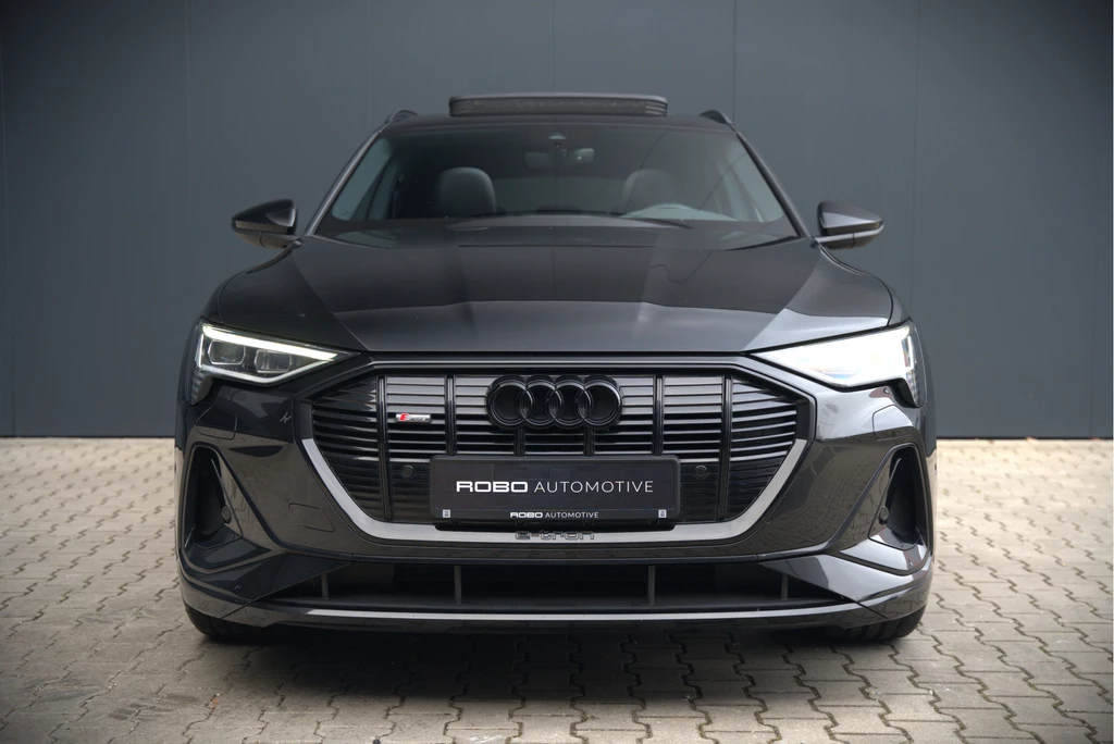 Audi e-tron – foto 16