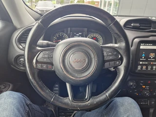 Jeep Renegade – thumbnail 16