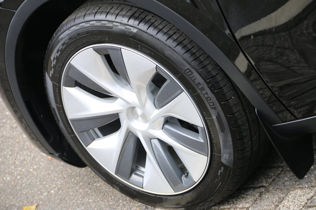 Tesla Model Y – foto 6