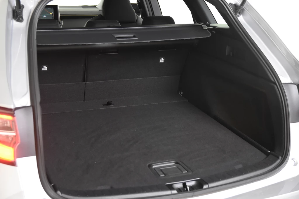 Toyota Corolla Touring Sports – foto 30