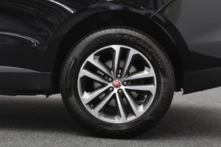 Jaguar F-PACE – thumbnail 21