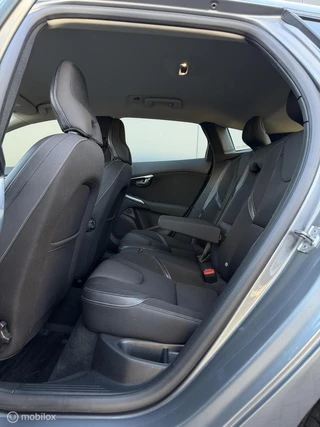 Volvo V40 – thumbnail 38