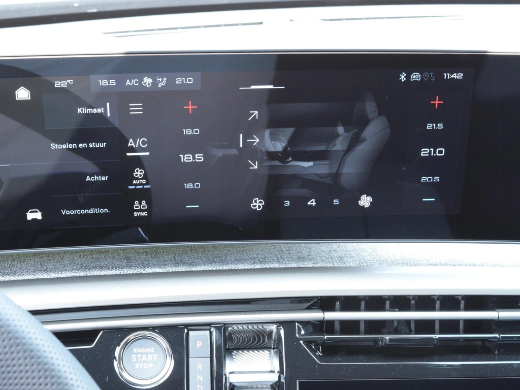 Peugeot e-5008 – foto 12