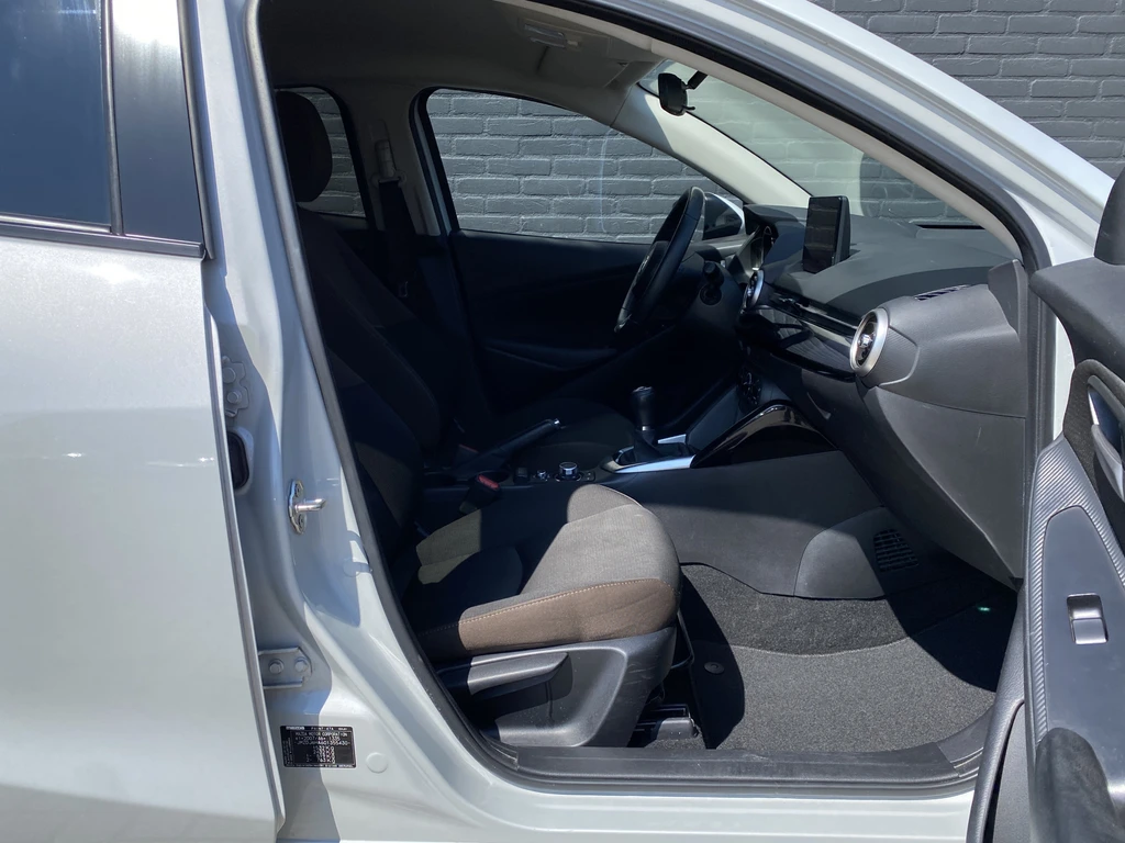Mazda 2 – foto 16