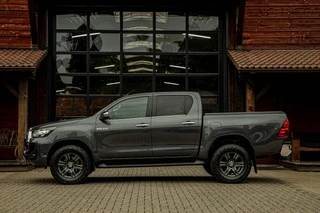 Toyota Hilux – thumbnail 3