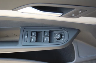 Volkswagen Golf – thumbnail 36