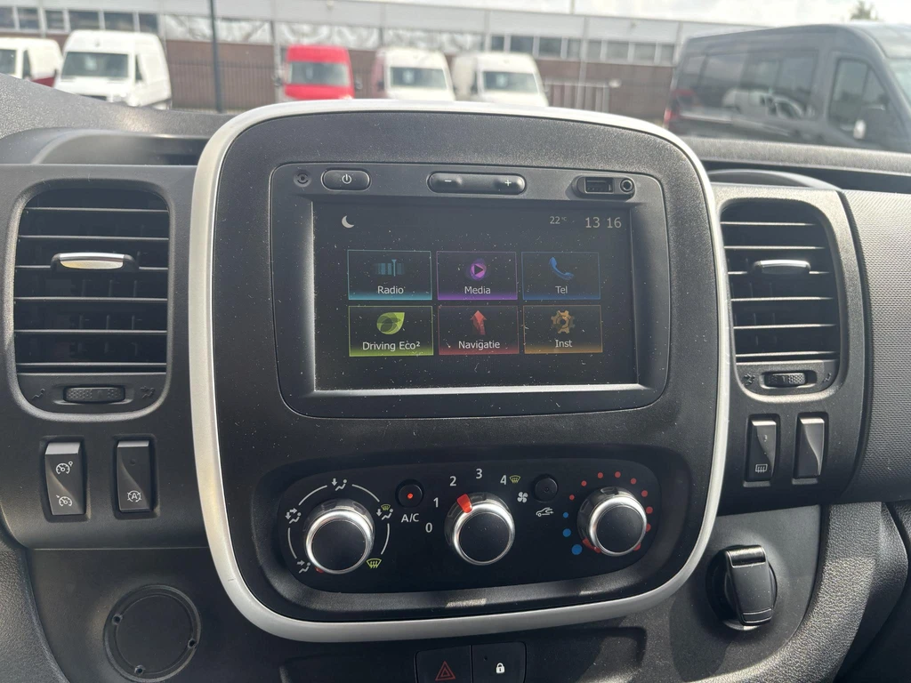 Renault Trafic – foto 18