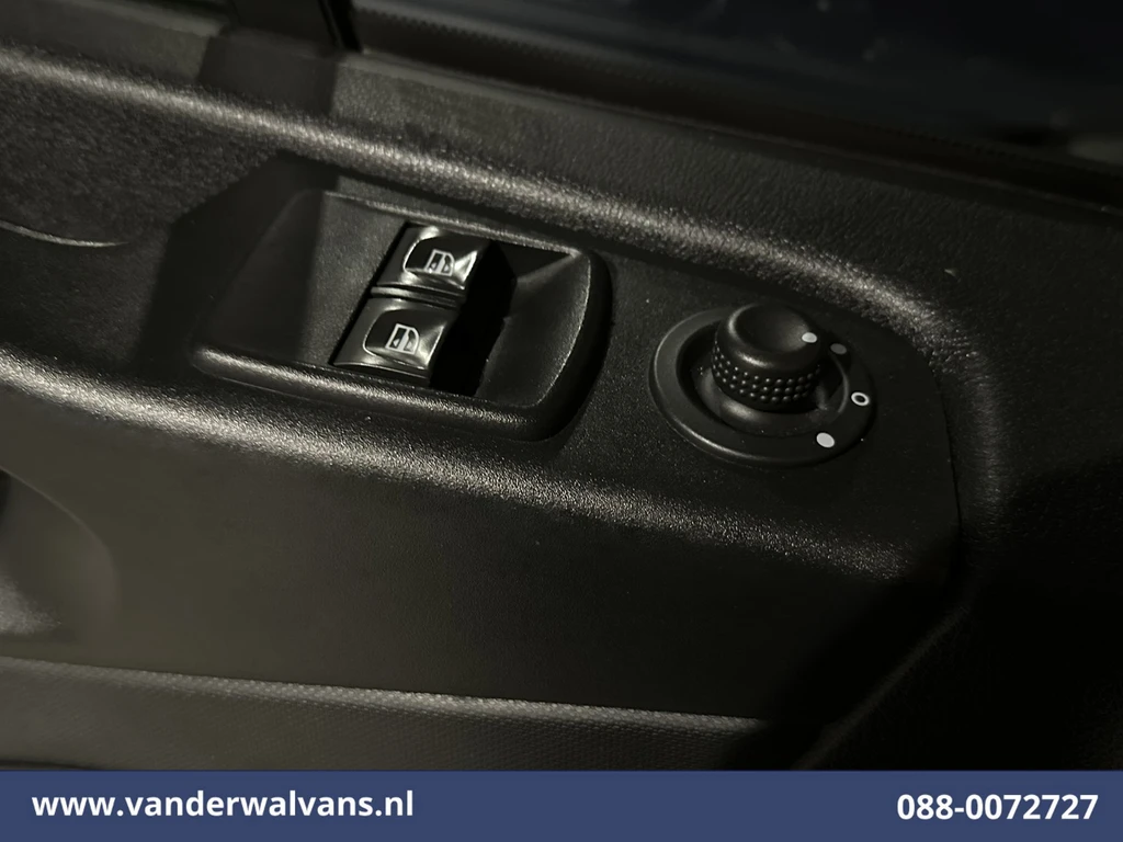 Opel Vivaro – foto 18