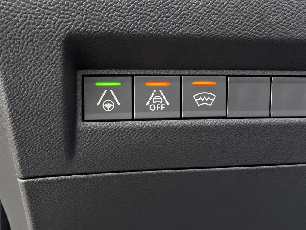 Peugeot e-2008 – foto 24