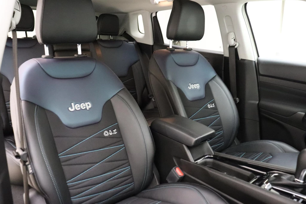 Jeep Compass – foto 12