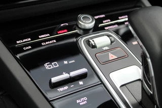 Porsche Cayenne – thumbnail 38