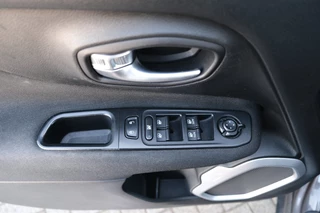 Jeep Renegade – thumbnail 15