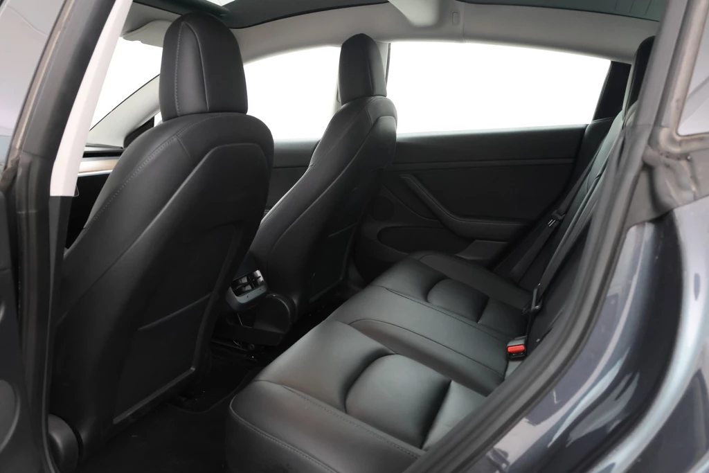 Tesla Model 3 – foto 32