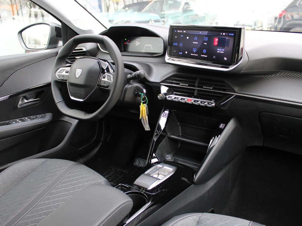 Peugeot 208 – foto 9