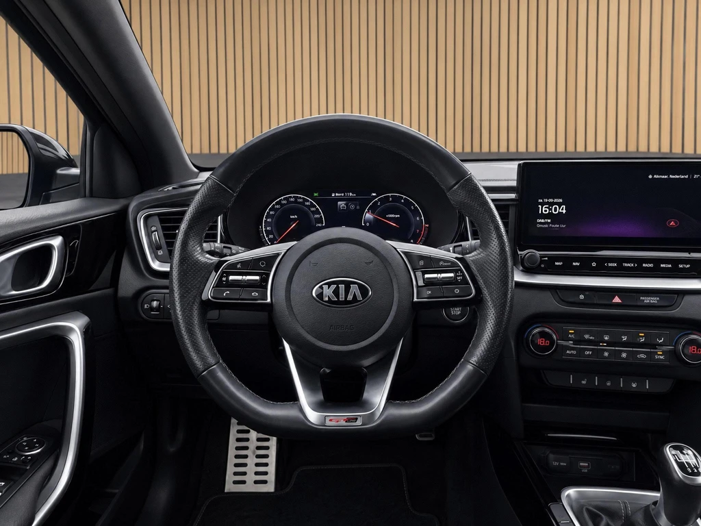 Kia ProCeed – foto 24