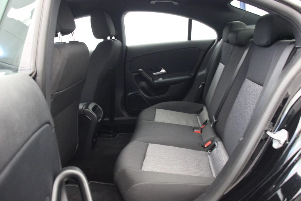 Mercedes-Benz CLA – foto 13