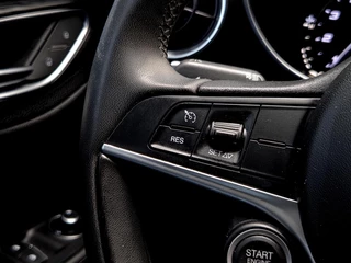 Alfa Romeo Giulia – thumbnail 32