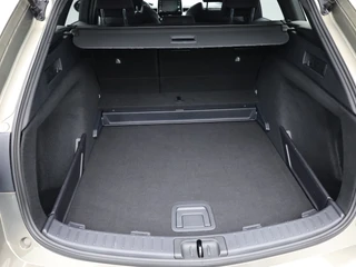 Toyota Corolla Touring Sports – thumbnail 31