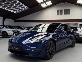 Tesla Model 3 – thumbnail 1