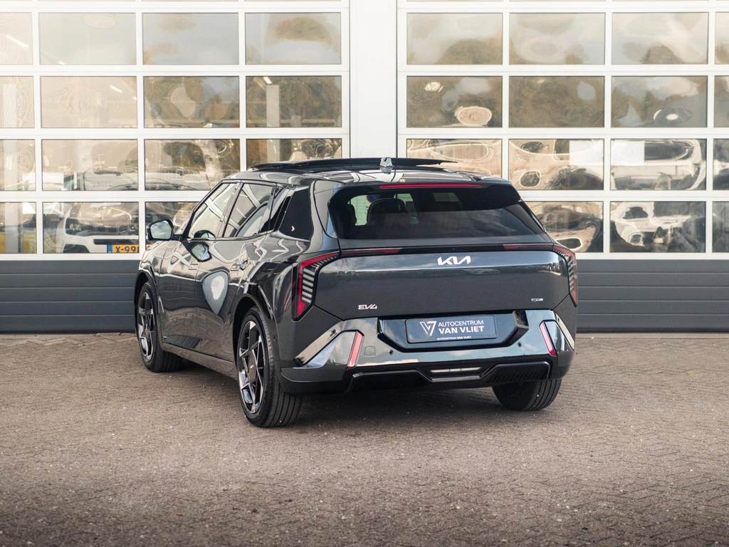 Kia EV4 – foto 5