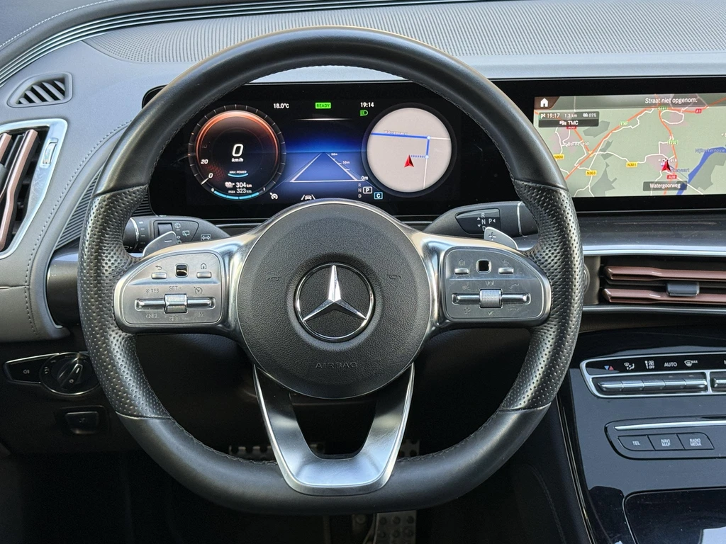 Mercedes-Benz EQC – foto 28
