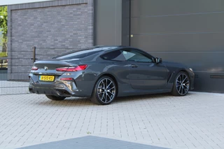 BMW 8 Serie – thumbnail 15