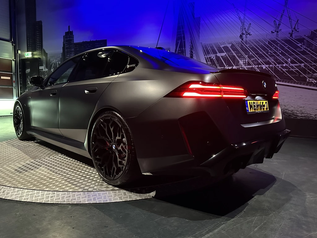 BMW M5 – foto 7